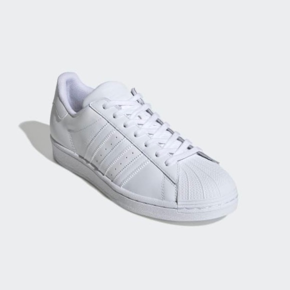 white tennis shoes womens adidas